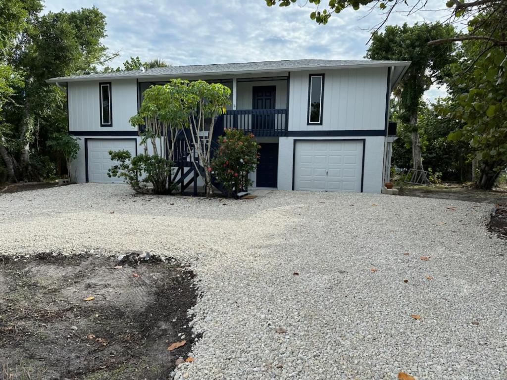 Charleys Place Villa Sanibel Exterior photo